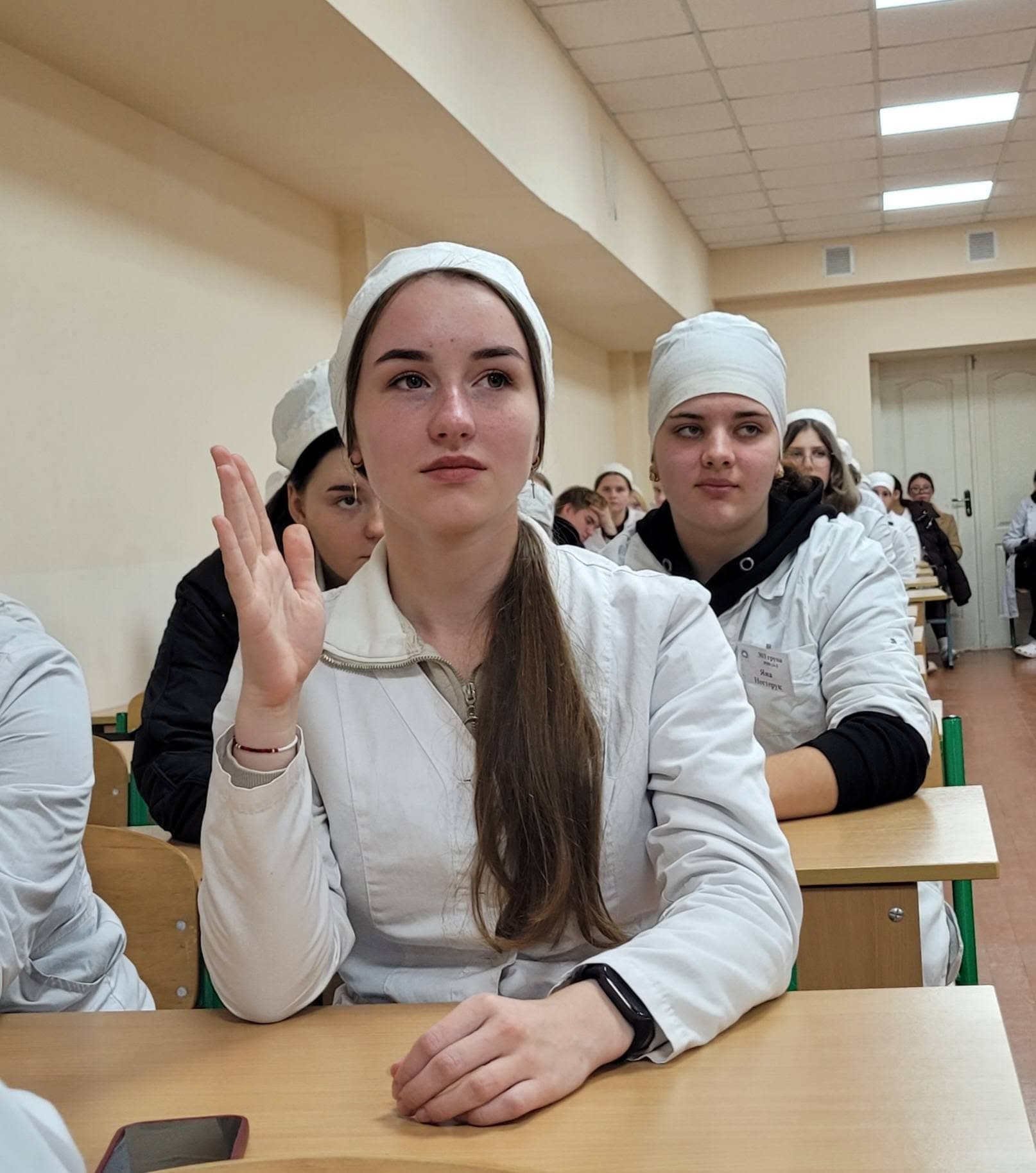 Гостьова лекція на тему: " Як говорити про історію України під час війни"